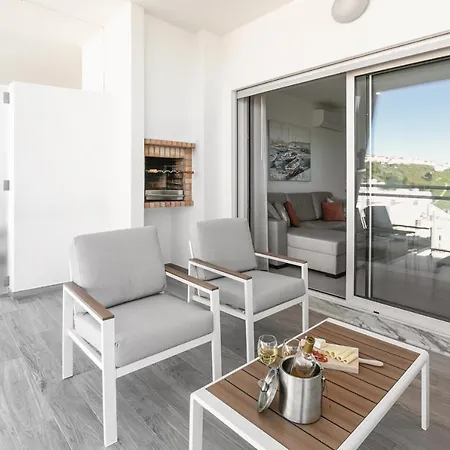 Zahra Place - Stylish Flat Apartment Nazare
