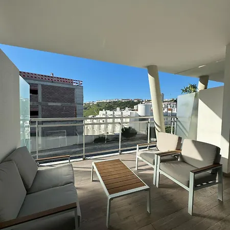 Zahra Place - Stylish Flat Nazare