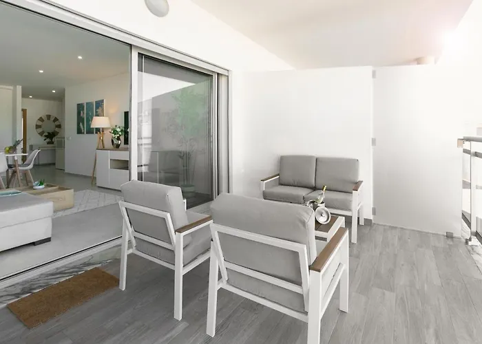 Zahra Place - Stylish Flat Apartament *